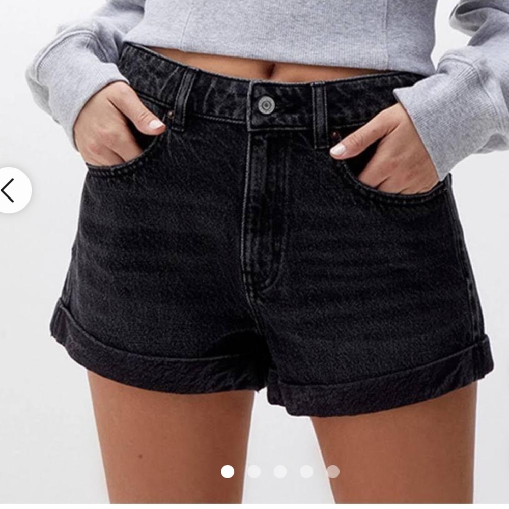 Pacsun black high waisted shorts.